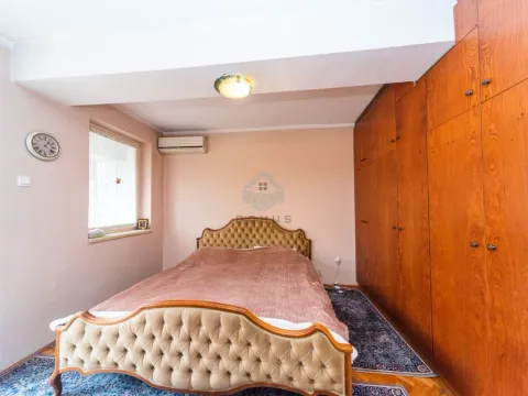 Prodaja, trosoban stan, 120m², Centar, Podgorica - image 9