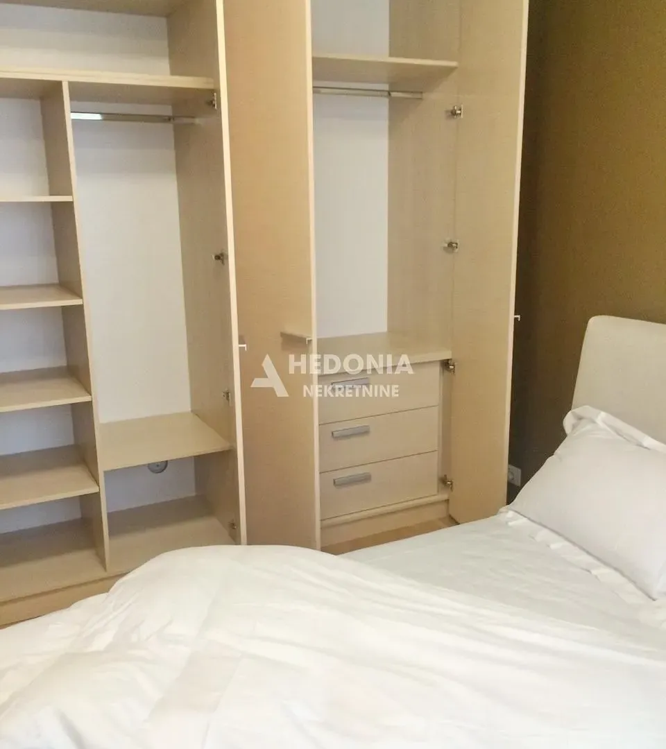Rent, one bedroom apartment, 37m², Novi Beograd Blok 65, Novi Beograd Sve Podlokacije