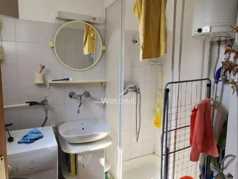 Sale, one bedroom apartment, 40m², Baošići, Herceg Novi - image 9