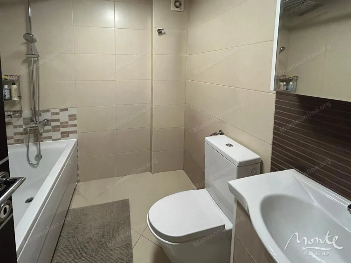 Prodaja, dvosoban stan, 84m², Bečići, Budva