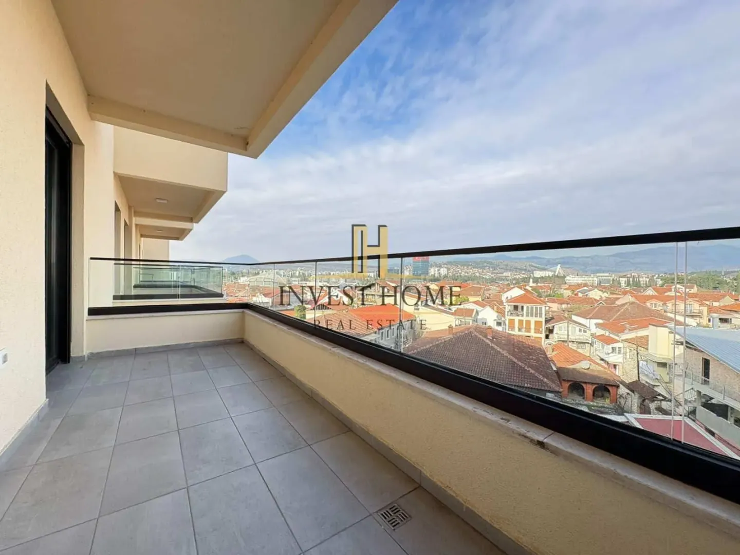 Izdavanje, jednosoban stan, 55m², Centar, Podgorica