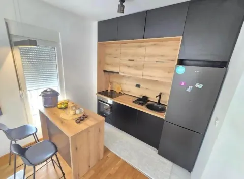Sale, one bedroom apartment, 46m², Stari Aerodrom, Podgorica - image 4