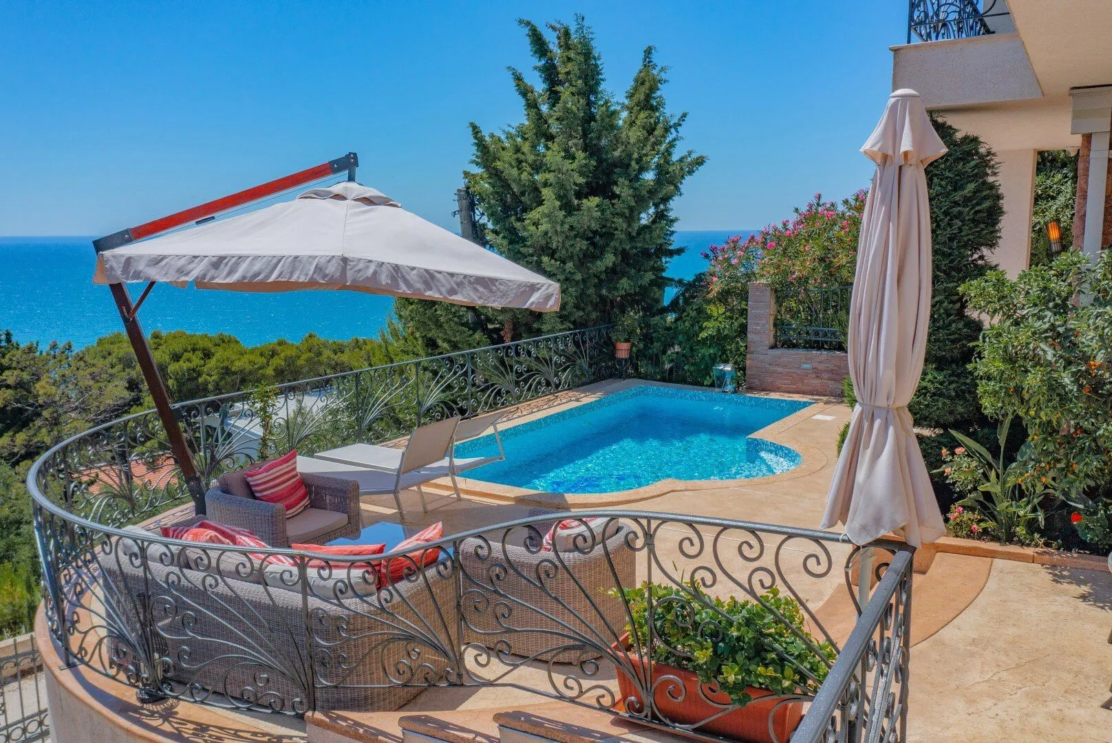 Sale, house, 252m², Zeleni Pojas, Bar