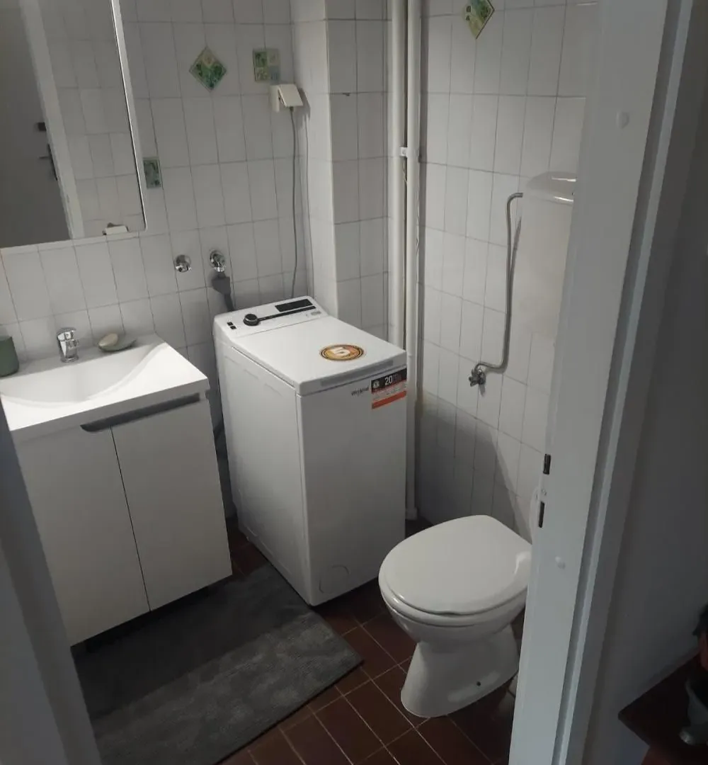 Izdavanje, jednosoban stan, 45m², Savski Venac, Beograd