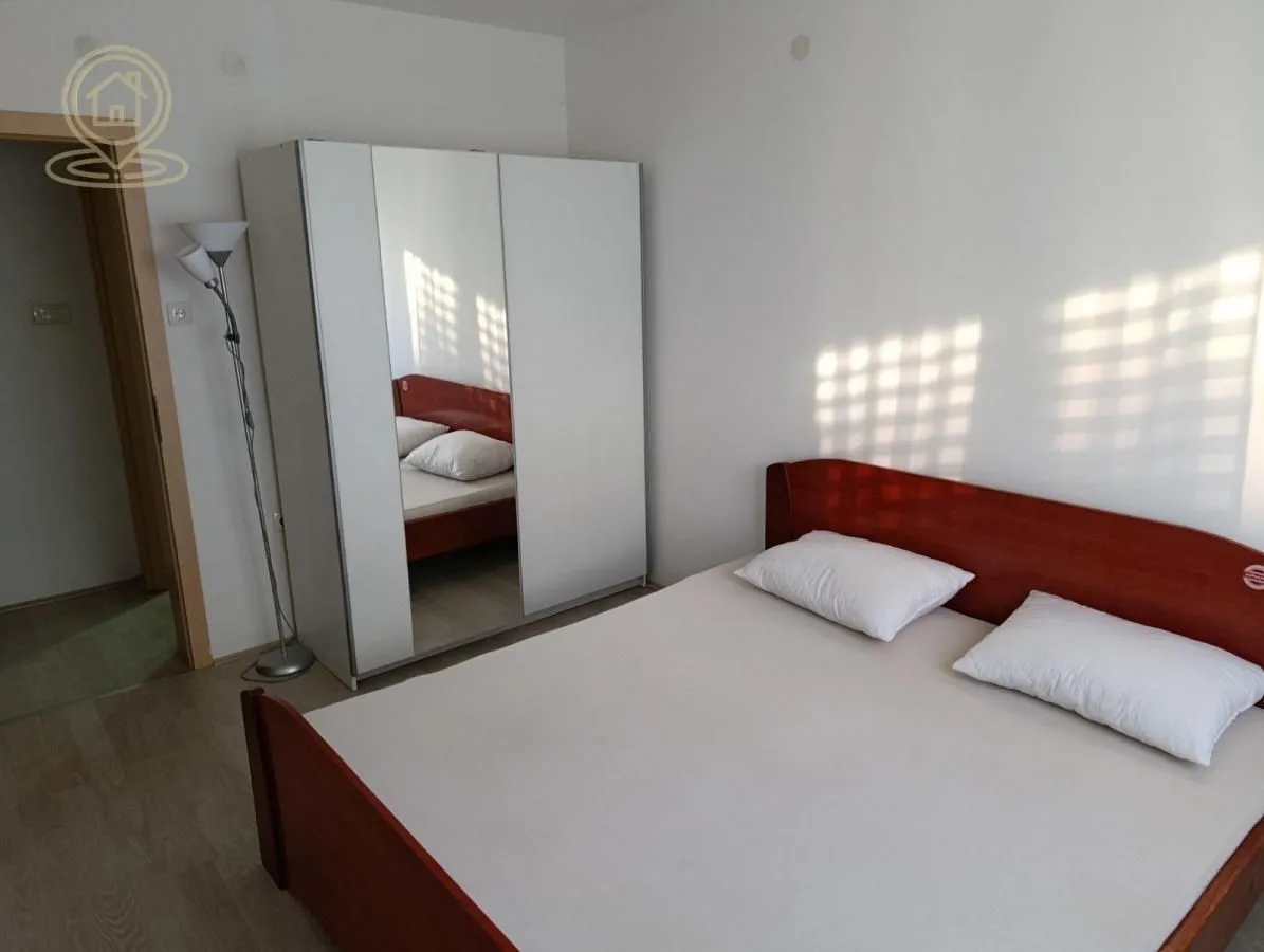 Izdavanje, trosoban stan, 62m², Bubanj, Niš