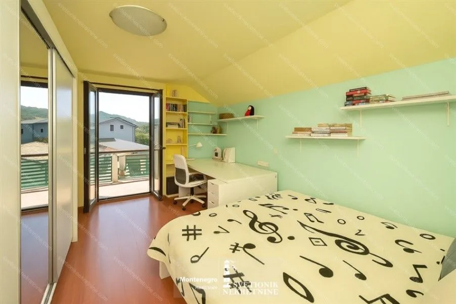 Prodaja, kuća, 80m², Ratiševina, Herceg Novi