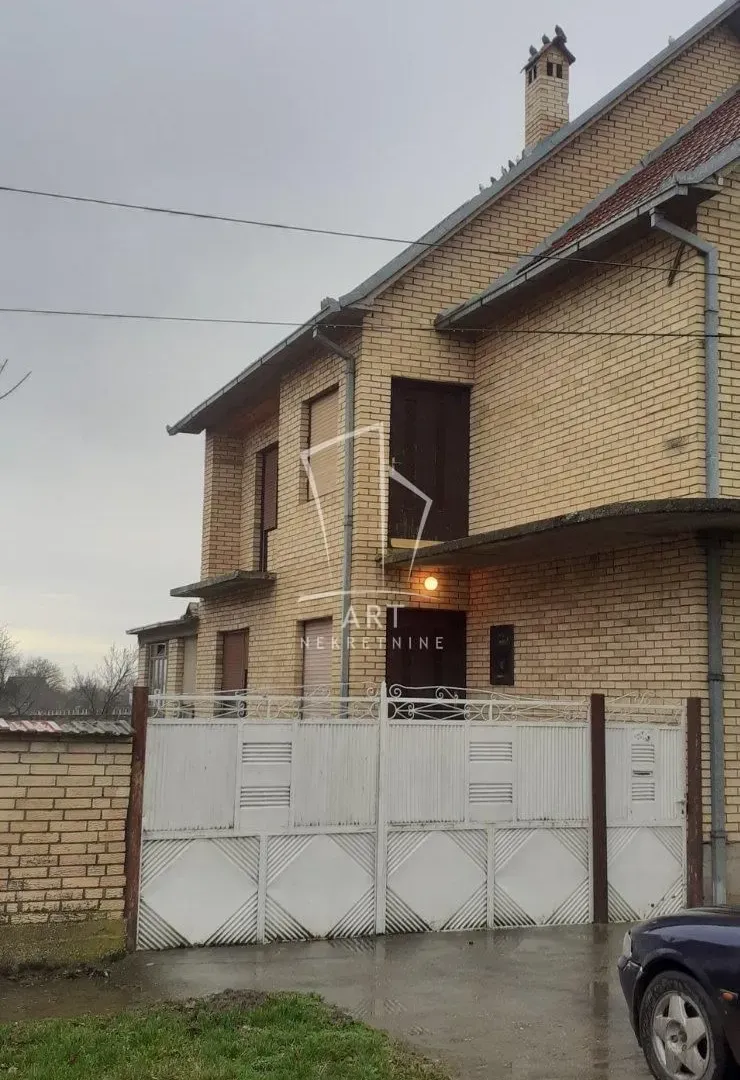 Prodaja, kuća, 429m², Inđija, Srbija