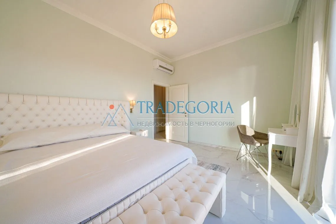 Prodaja, kuća, 285m², Tivat, Crna Gora