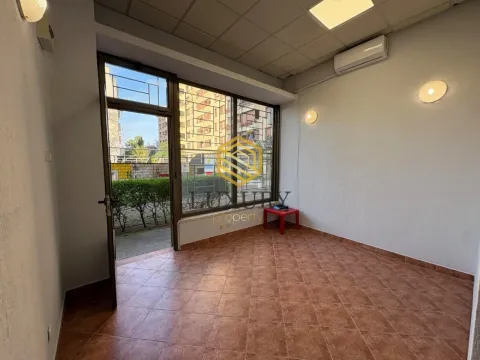 Rent, office space, 17m², Pejton, Podgorica - image 5