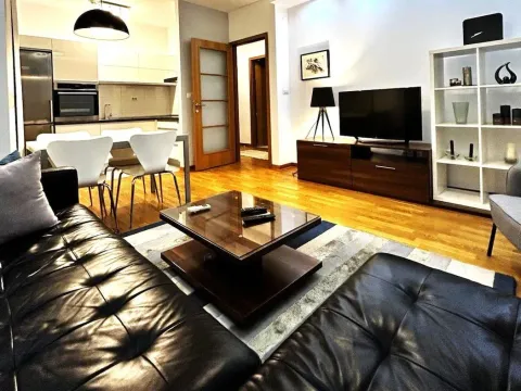 Rent, apartment, 45m², City Kvart, Podgorica - image 1