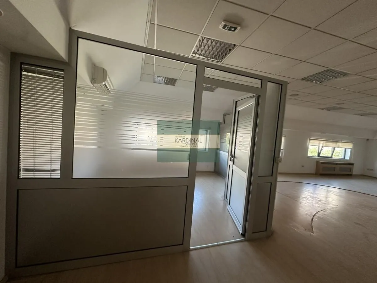 Rent, office space, 200m², Centar, Kragujevac