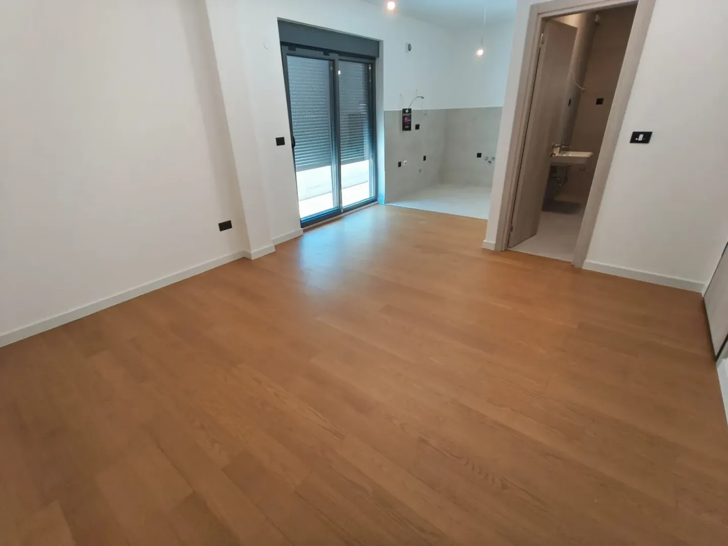 Sale, studio apartment, 30m², Blok 9, Podgorica