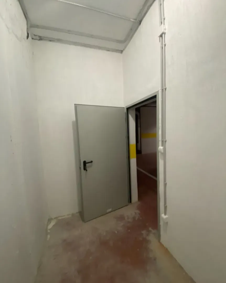 Rent, parking/garage, 6m², Central Point, Podgorica