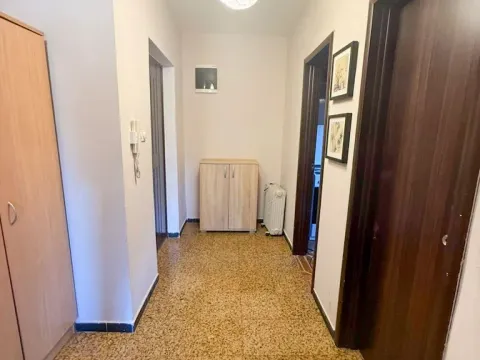 Rent, one bedroom apartment, 60m², Zagorič, Podgorica - image 9