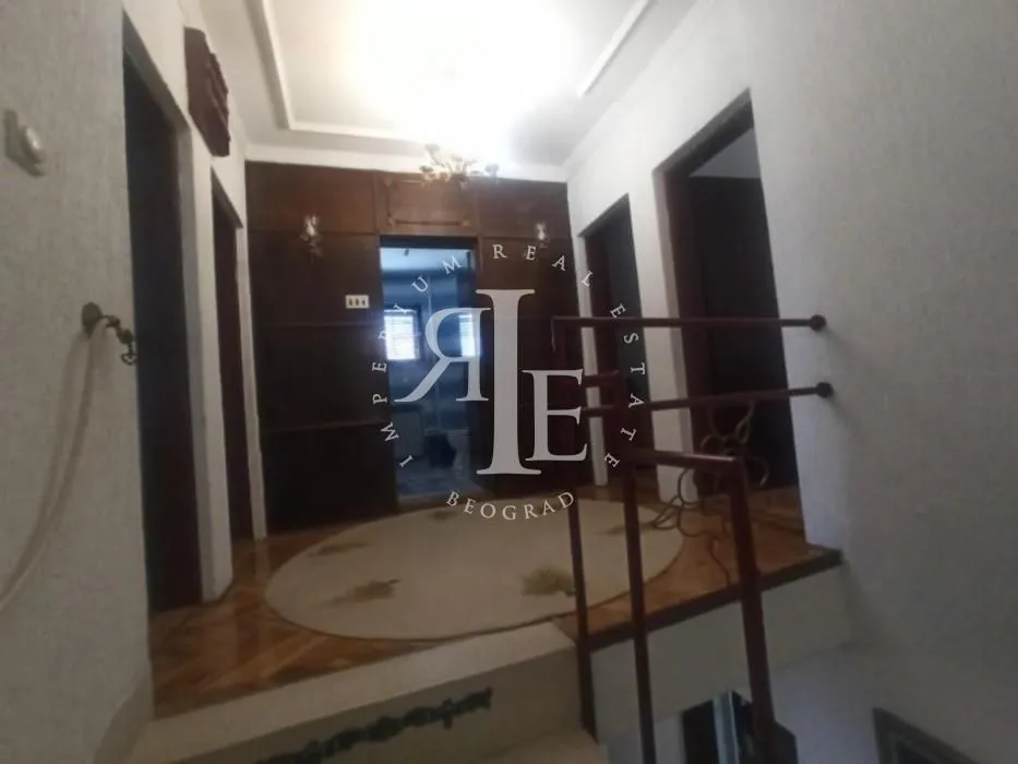 Sale, house, 300m², Mala Moštanica, Obrenovac