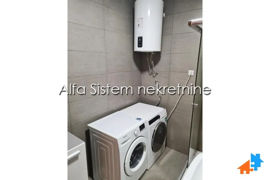 Rent, three bedroom apartment, 82m², Vračar Hram, Vračar Sve Podlokacije