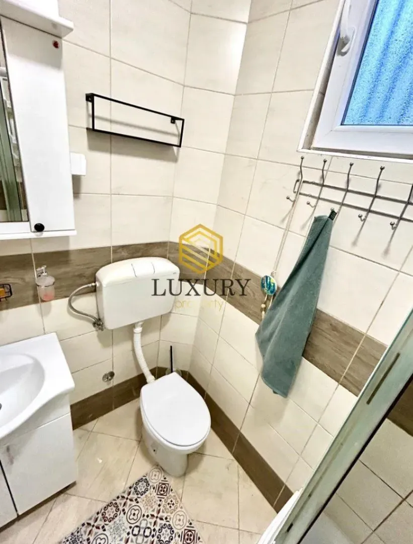 Izdavanje, jednosoban stan, 40m², Zlatica, Podgorica