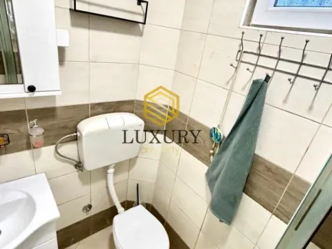 Izdavanje, jednosoban stan, 40m², Zlatica, Podgorica - image 10