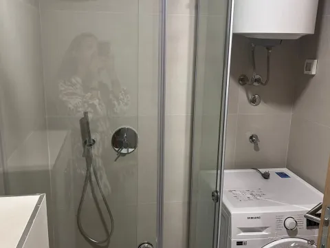 Prodaja, jednosoban stan, 47m², City Kvart, Podgorica - image 9