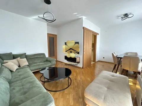 Prodaja, trosoban stan, 84m², Stari Aerodrom, Podgorica - image 3