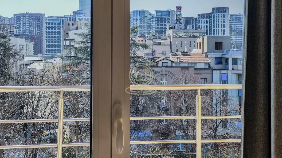 Izdavanje, dvosoban stan, 64m², Savski Venac, Beograd