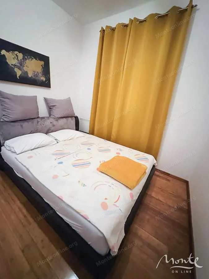 Prodaja, jednosoban stan, 65m², Risan, Kotor