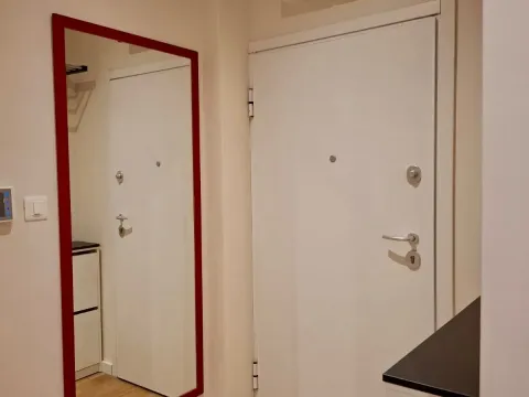 Izdavanje, dvosoban stan, 77m², Centar, Podgorica - image 14