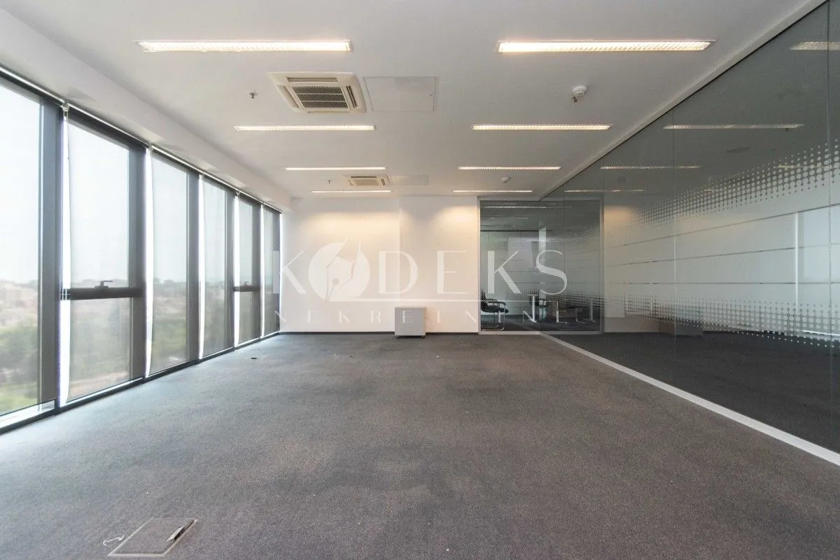 Rent, office space, 318m², Preko Morače, Podgorica