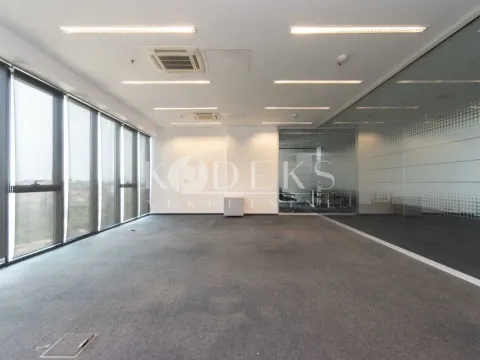Izdavanje, poslovni prostor, 318m², Preko Morače, Podgorica - image 5