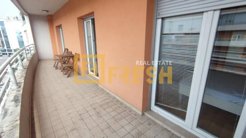 Rent, two bedroom apartment, 72m², City Kvart, Podgorica