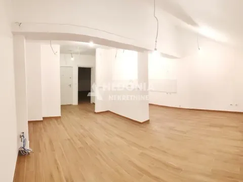 Prodaja, trosoban stan, 85m², Zemun Sve Podlokacije, Beograd