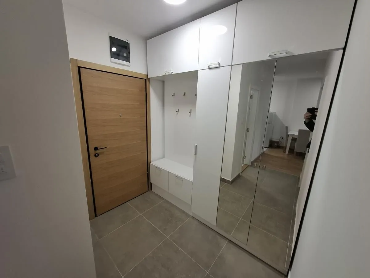 Izdavanje, dvosoban stan, 47m², Avijatičarsko naselje, Novi Sad Sve Podlokacije