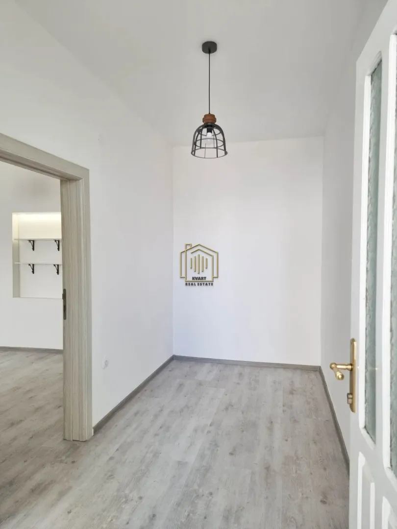 Rent, office space, 60m², Stari Aerodrom, Podgorica