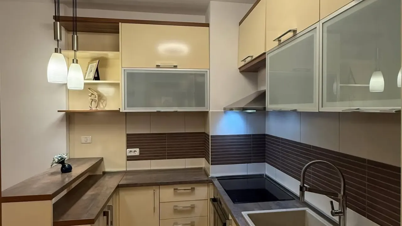 Prodaja, dvosoban stan, 70m², Pobrežje, Podgorica