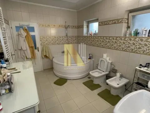 Prodaja, kuća, 340m², Futog, Novi Sad Sve Podlokacije - image 16