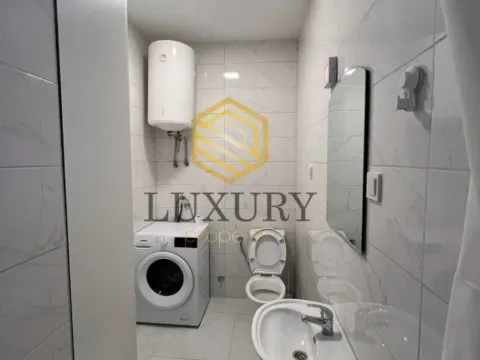 Izdavanje, garsonjera, 33m², City Kvart, Podgorica - image 4