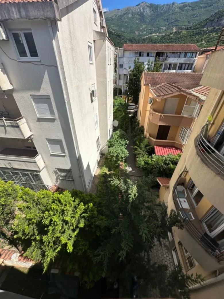 Sale, two bedroom apartment, 60m², Velji Vinogradi, Budva