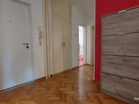 Izdavanje, trosoban stan, 62m², Lion, Zvezdara Sve Podlokacije - image 4