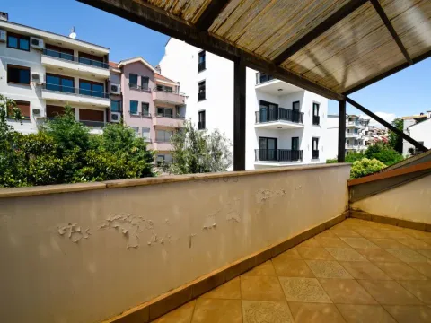 Rent, house, 200m², Gorica C, Podgorica - image 19