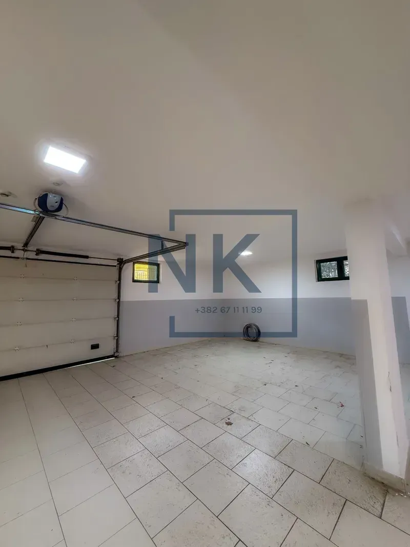 Rent, three bedroom apartment, 100m², Gorica C, Podgorica