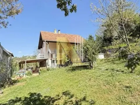 Prodaja, kuća, 195m², Sremska Kamenica, Petrovaradin - image 7