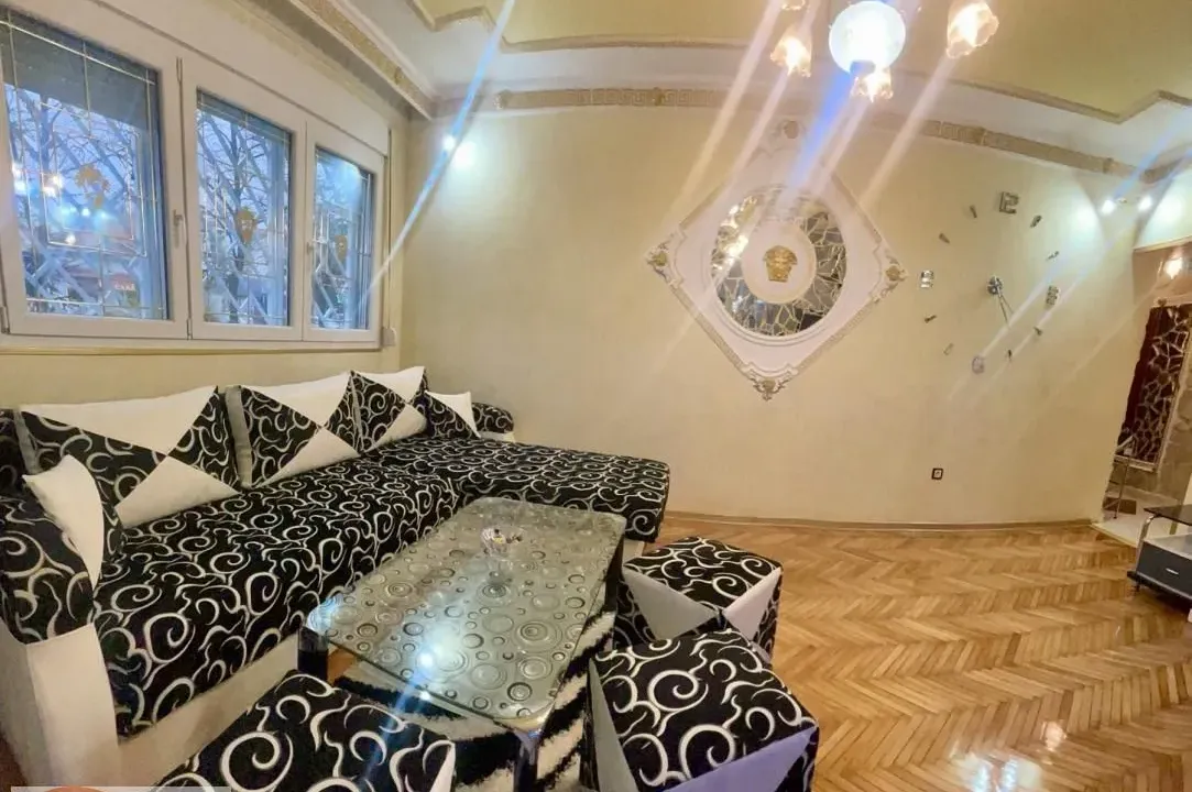 Prodaja, trosoban stan, 57m², Karaburma, Palilula Sve Podlokacije