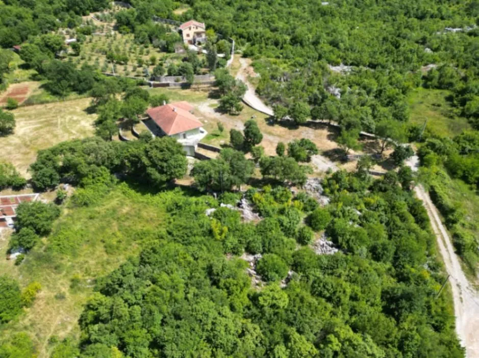 Prodaja, plac, 1941m², Daljam, Danilovgrad