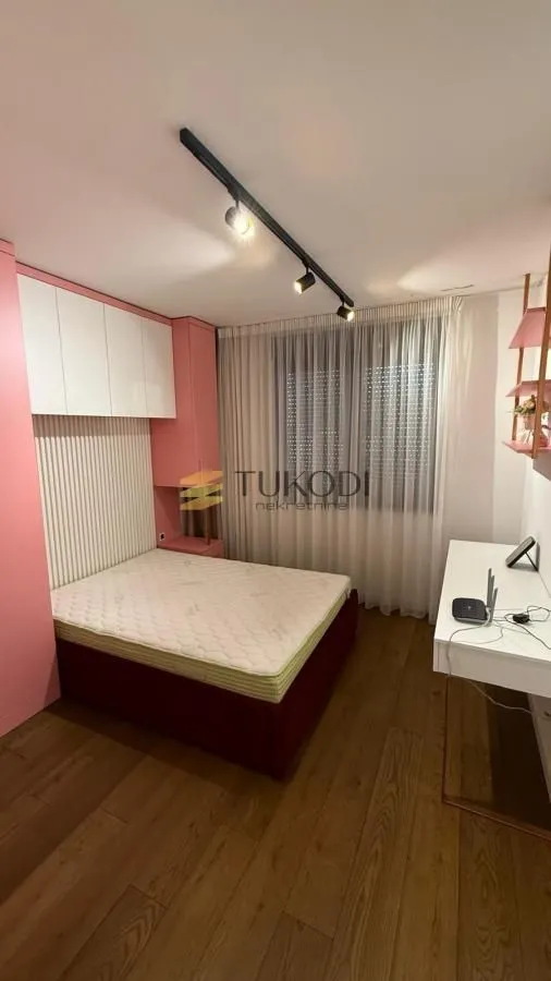 Prodaja, četvorosoban stan, 130m², Telep, Novi Sad Sve Podlokacije
