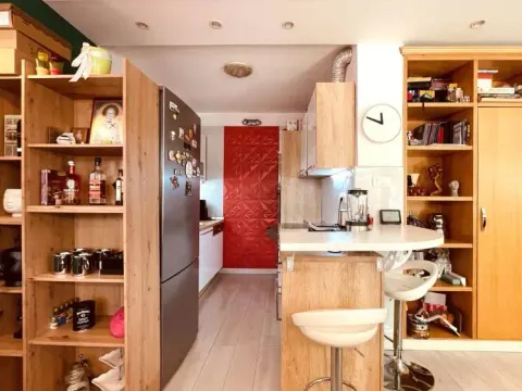 Rent, three bedroom apartment, 140m², Cerak, Beograd - image 8