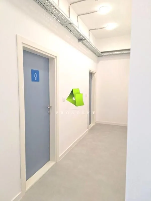 Rent, office space, 28m², Medijana, Niš