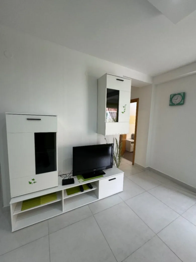 Rent, one bedroom apartment, 56m², Bečići, Budva