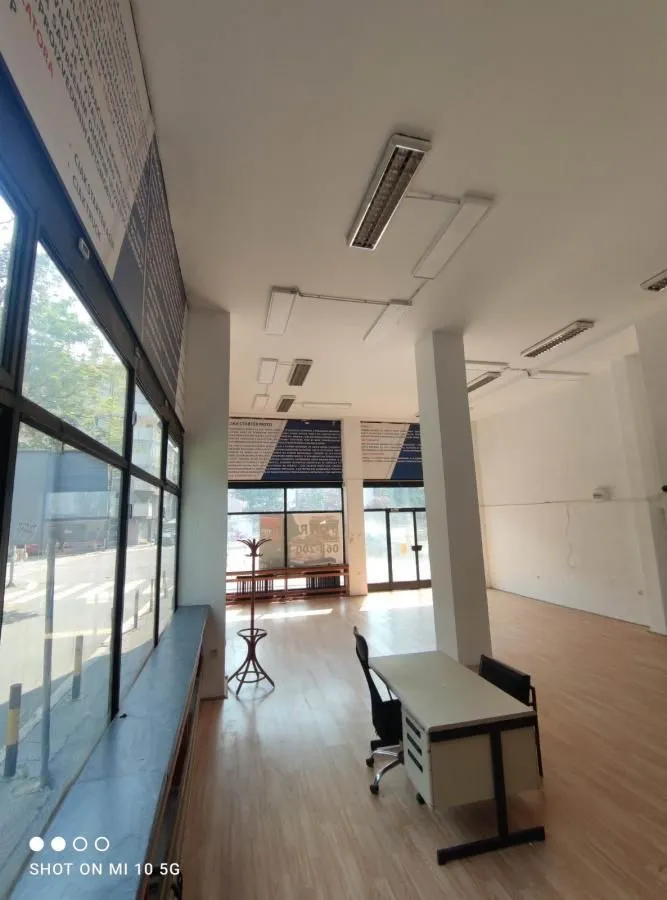 Rent, office space, 200m², Palilula Sve Podlokacije, Beograd
