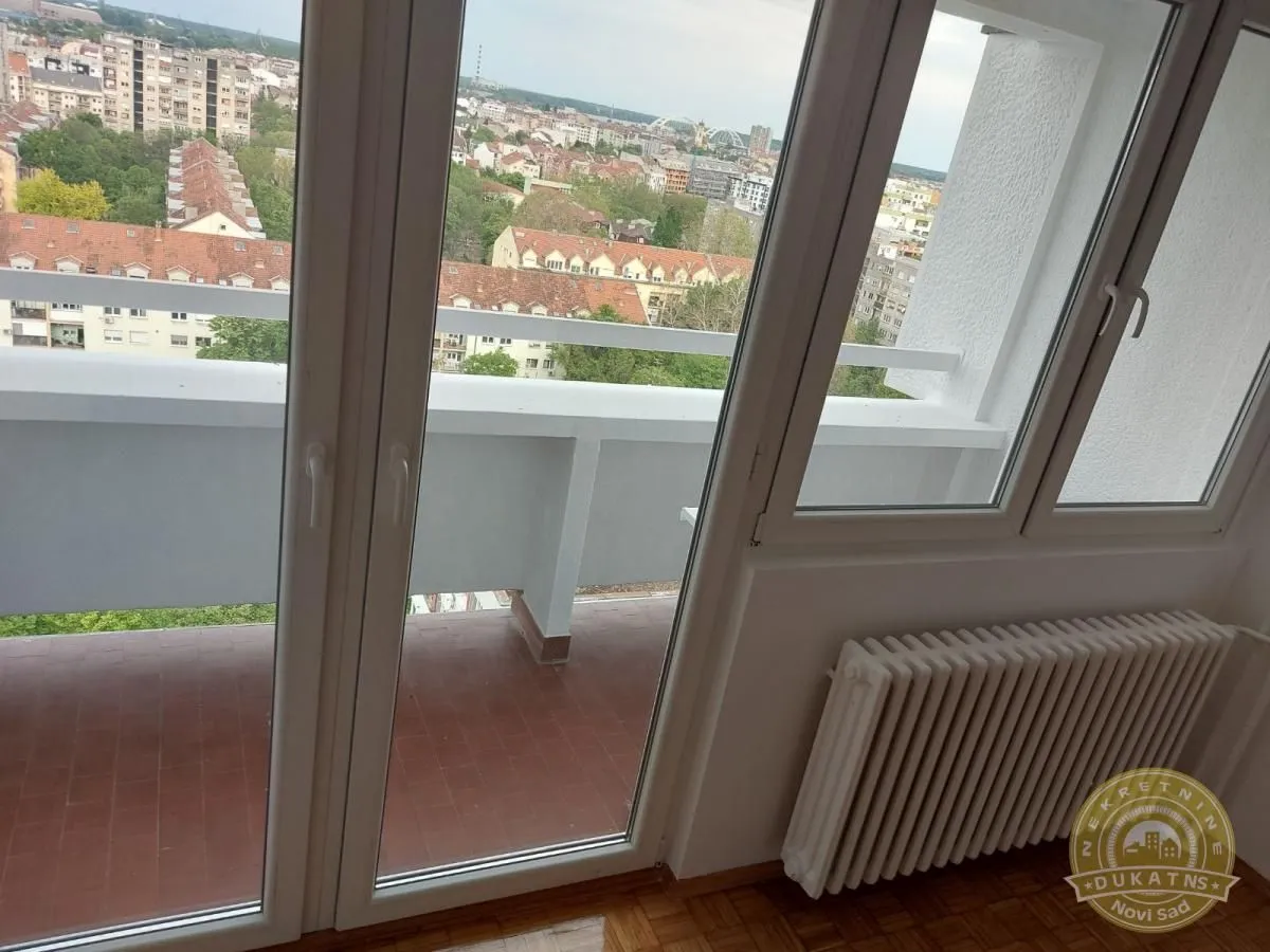 Prodaja, trosoban stan, 61m², Bulevar Oslobodjenja, Novi Sad Sve Podlokacije