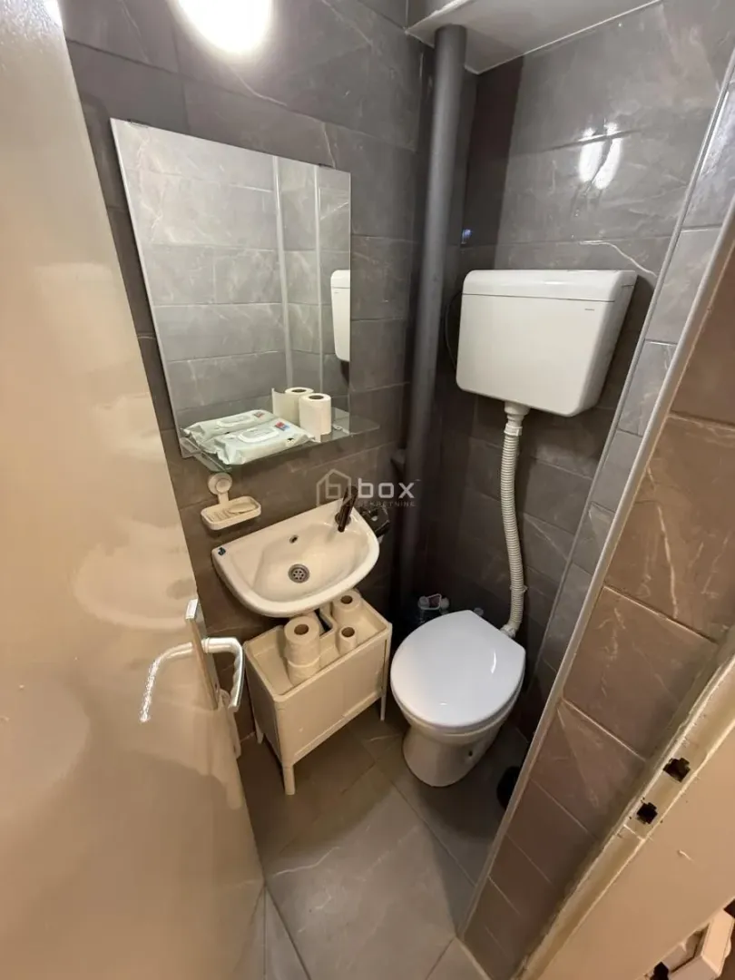 Prodaja, trosoban stan, 72m², Trošarina, Niš